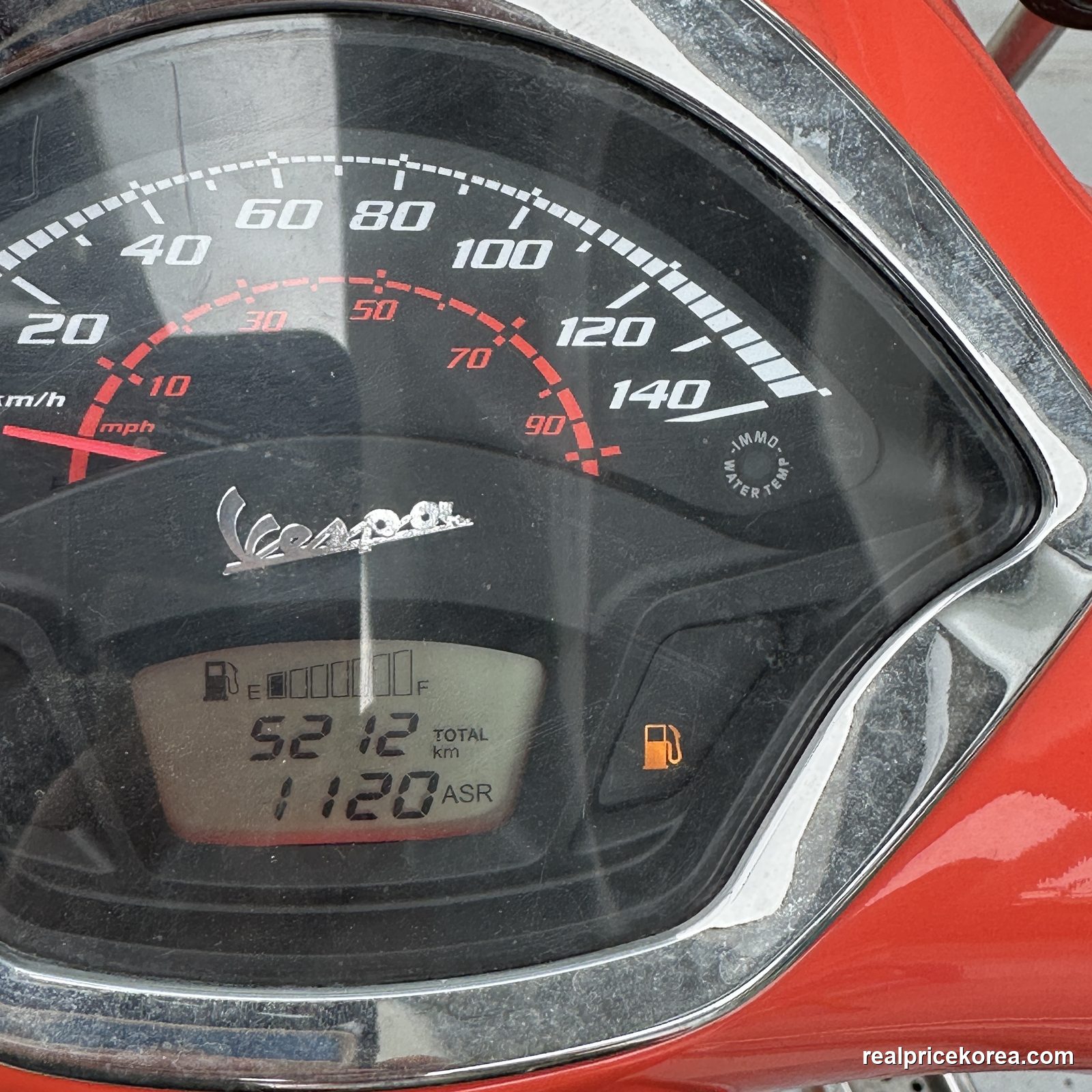 Regular gasoline, ₩1,939 per liter (5.533L fill-up, ₩10,728 total)