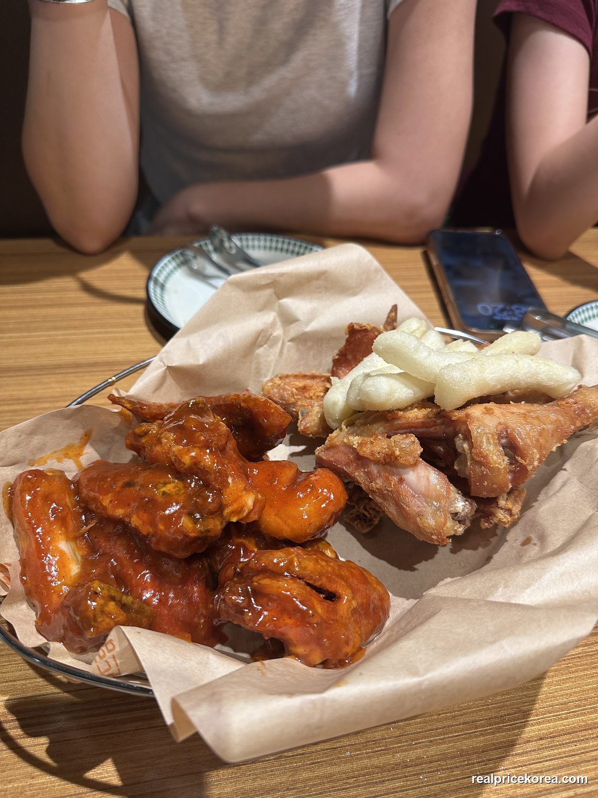 Bodram half & half whole chicken (half yangnyeom sweet-spicy sauce, half original fried)